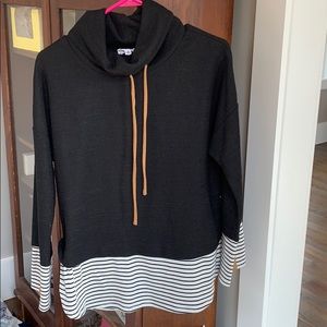 Cowl neck sweater women’s size medium- like new